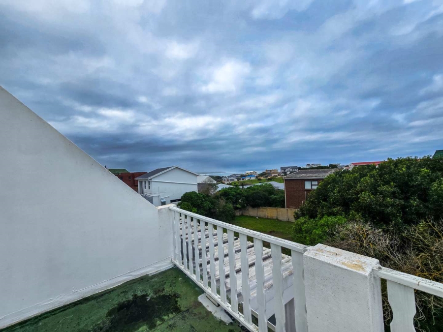 3 Bedroom Property for Sale in Stilbaai Wes Western Cape